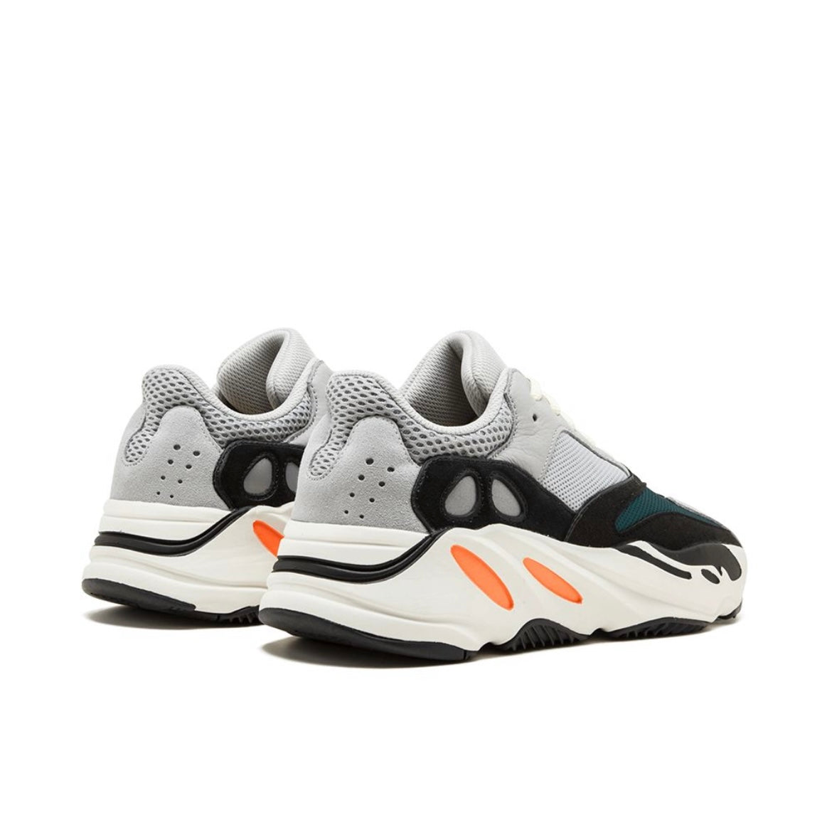 Yeezy Boost 700 - Coureur de vagues