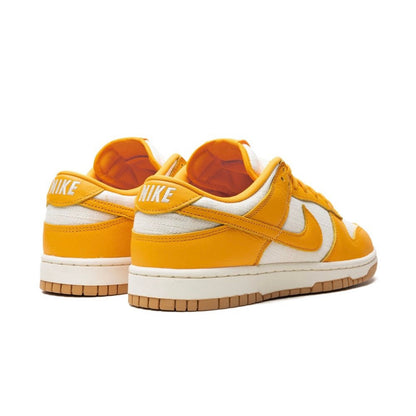 Dunk Low - University Gold