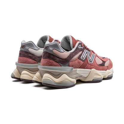 New Balance 9060 - Mineral Red