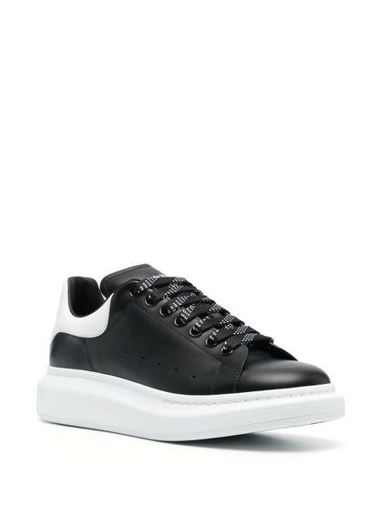 Alexander McQueen | Black White