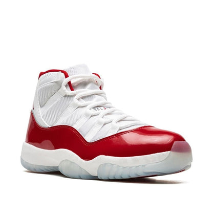 Jordan 11 Retro - Cherry 2022